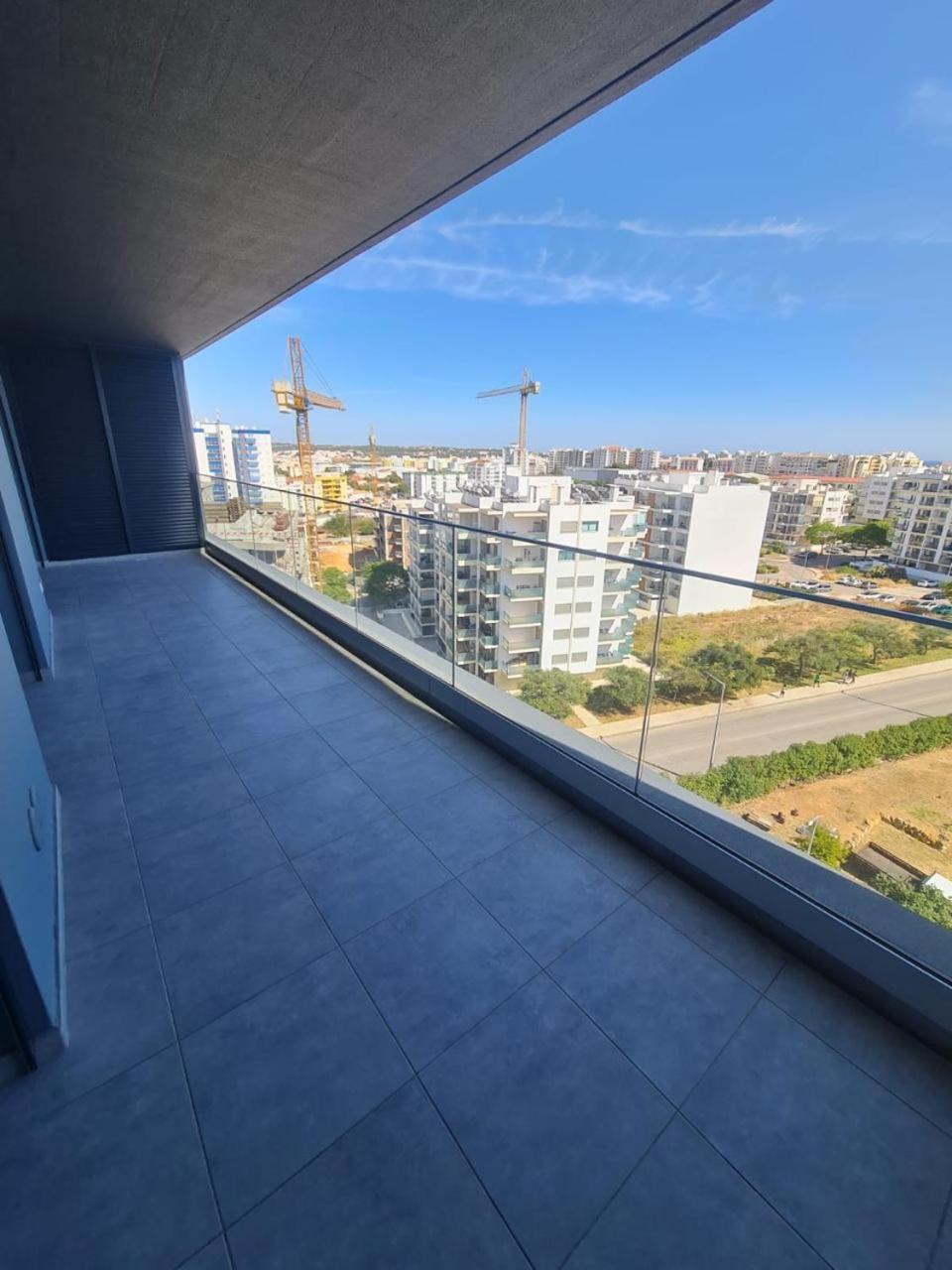 Apartment T2 *